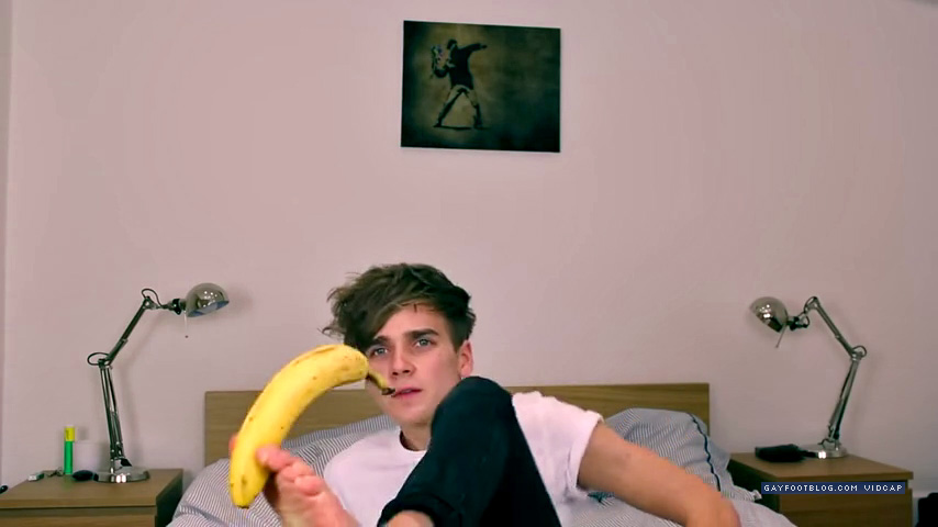 joe and the banana
